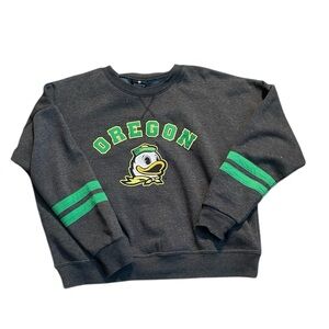Oregon Ducks Colosseum Sweatshirt Women’s size Small Grey w Green